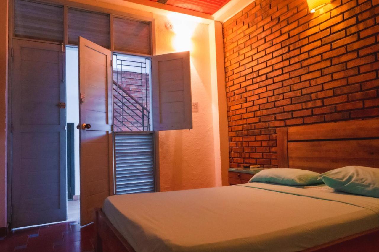 Aluna Hostel B&B Santa Marta  Exterior foto